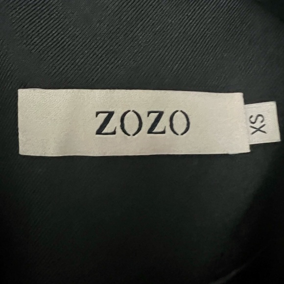 Zozo Black Women's Blazer with Chain Detail - Picture 7 of 10